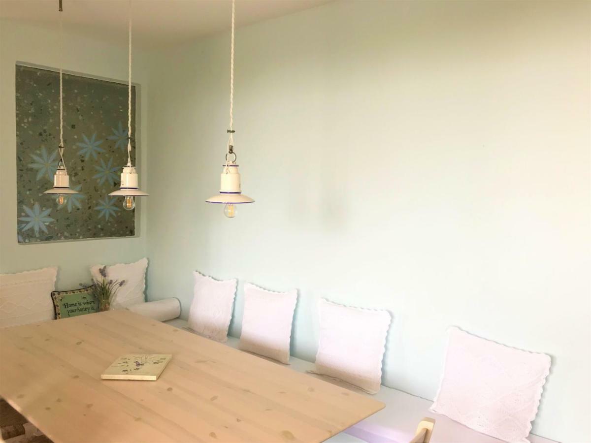 Alice'S Nest-Lake View House 파뎅게술가르다 외부 사진