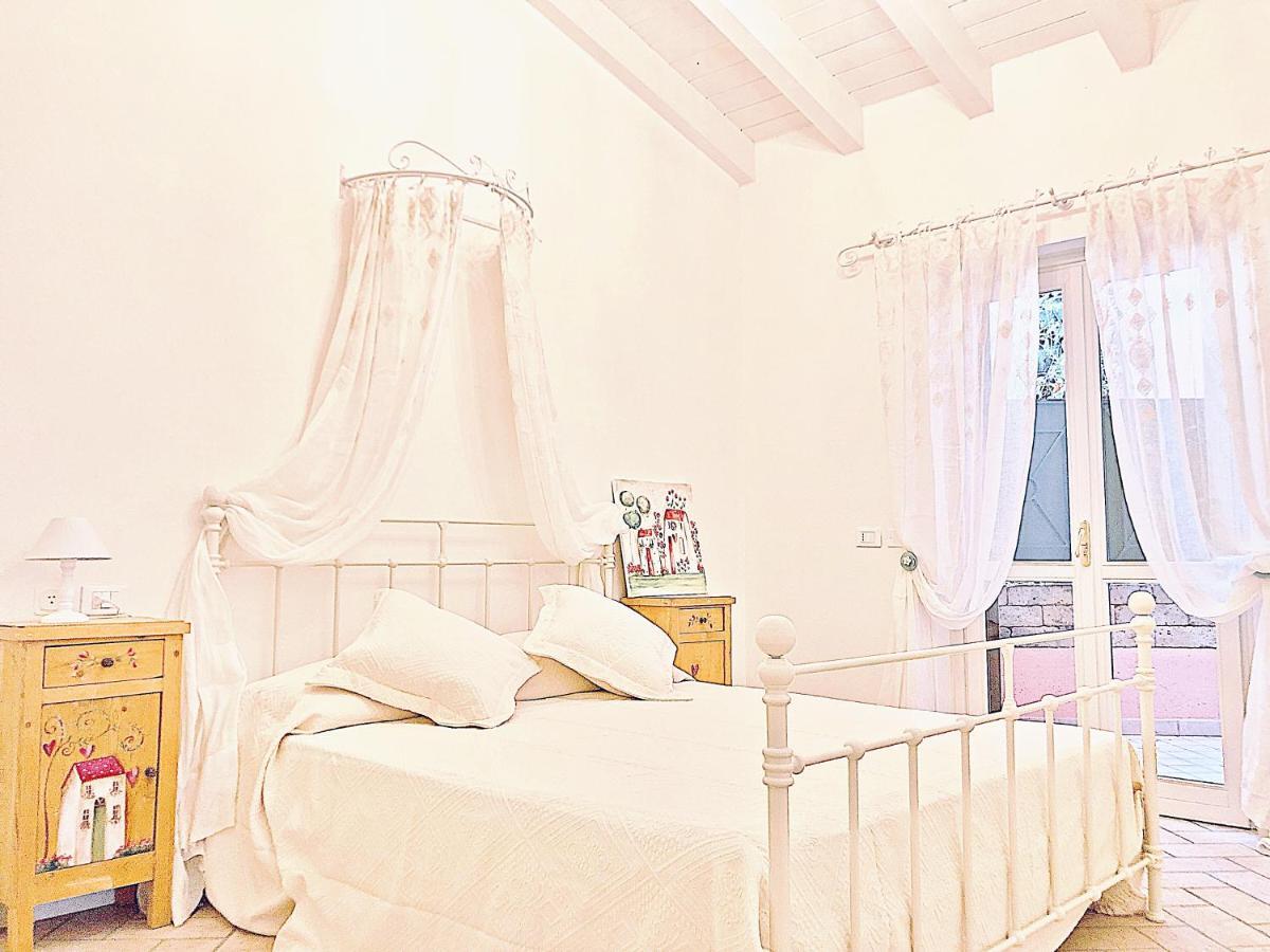 Alice'S Nest-Lake View House 파뎅게술가르다 외부 사진